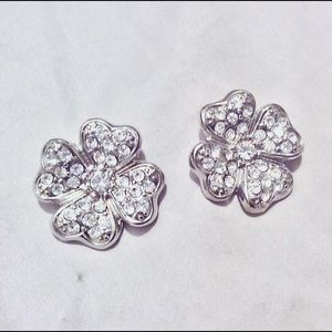 Silver Swarovski Flower Earrings
