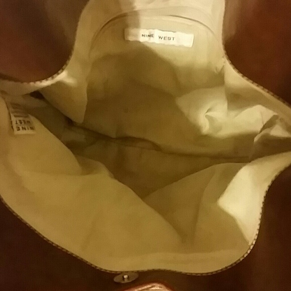 Nine west Purse with 5 compartments - Picture 2 of 4