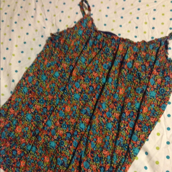 Floral tanktop with built in shelf bra