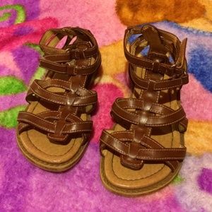 Kids brown sandals
