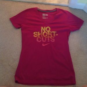 Nike dry fit t shirt never worn