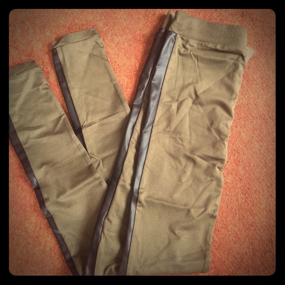 Olive green with Black Stripe Leggings BNWT