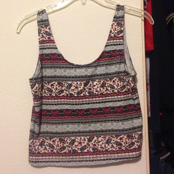 Printed crop top