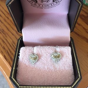 Heart Studs earrings