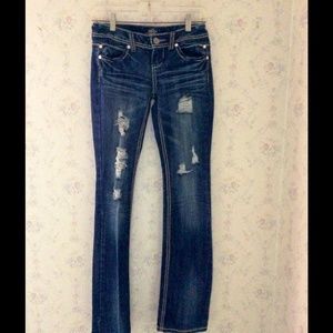 ALMOST FAMOUS DISTRESSED JEANS