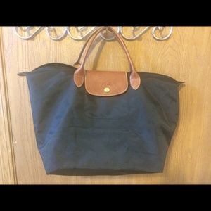 Longchamp Le Pilage Medium, short straps