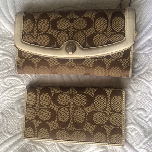 Classic Coach Wallet and Checkbook
