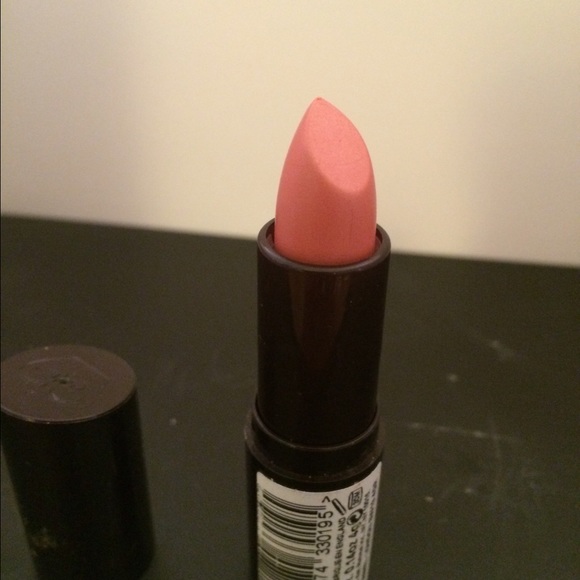 Rimmel lipstick #202 Crush