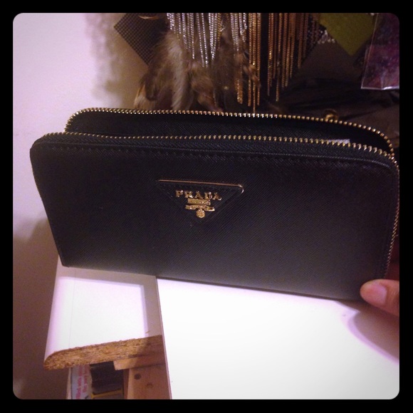 Prada wallet in black