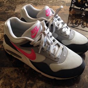Nike air