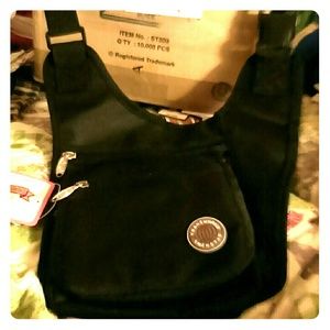 !*Weekend Sale*! Black Canvas Crossbody travel bag