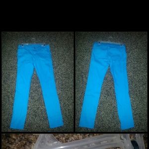 Blue skinny jeans