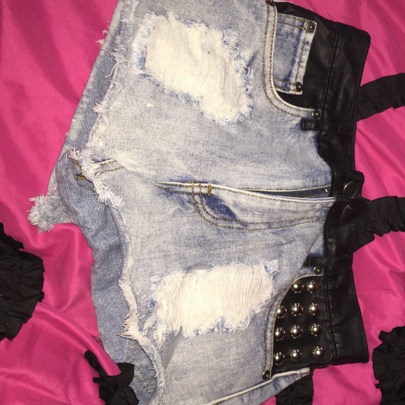 Forever 21 high waisted shorts