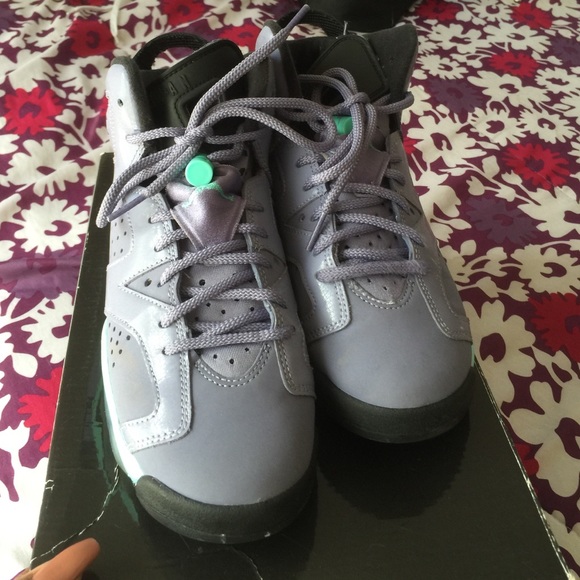 Jordan 6s - Picture 1 of 4