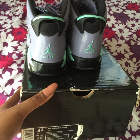 Jordan 6s - Picture 3 of 4