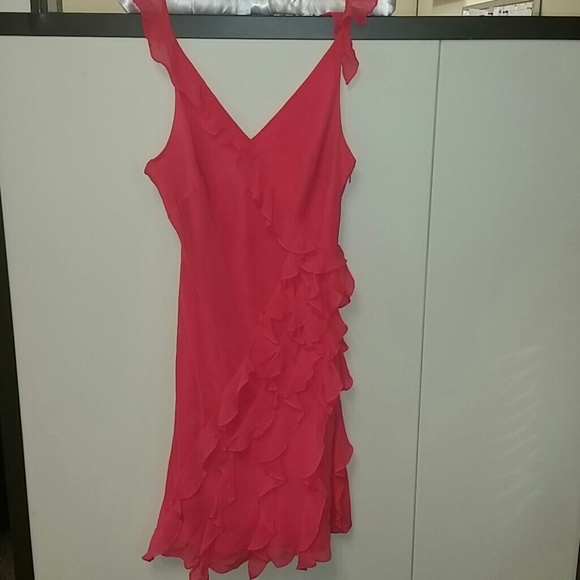 ***SOLD!!!*** BCBG MAXAZRIA flirty dress