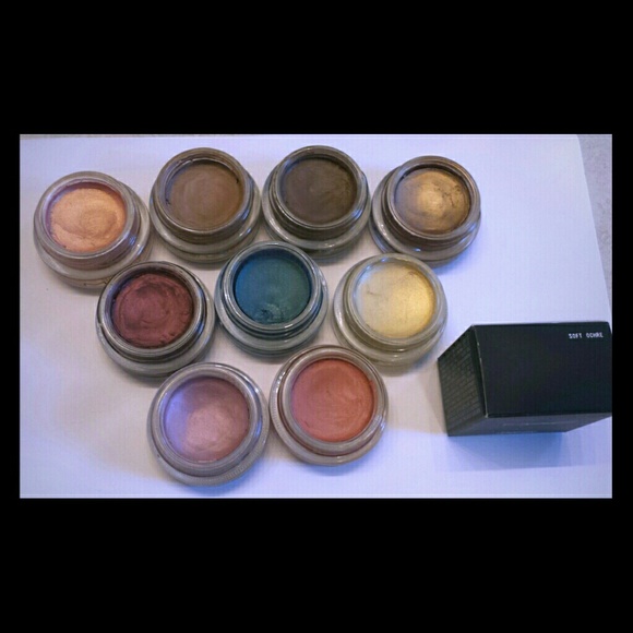 MAC Paint Pot Just for the Soft ochre only!