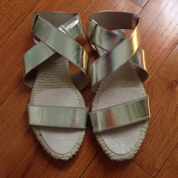 Michael Kors Shoes - MICHAEL KORS SANDALS!!