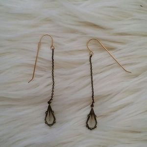 Dangling crystal earrings