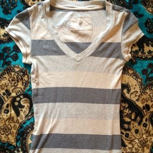 Gap striped V-neck