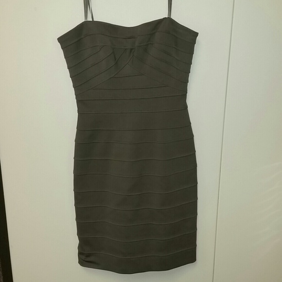 ***SOLD*** BCBG MAXAZRIA BANDAGE STRAPLESS DRESS
