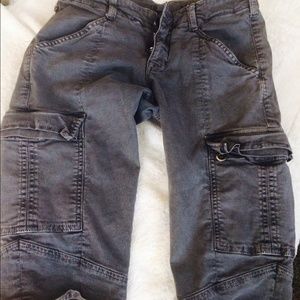 JBrand cargo capris grey