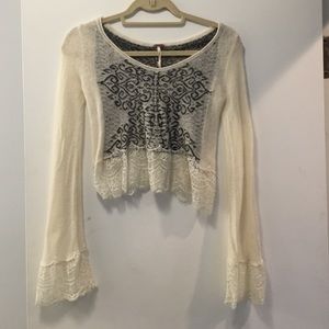 Easter sale 🐰🐥Free People cropped lacy sweater
