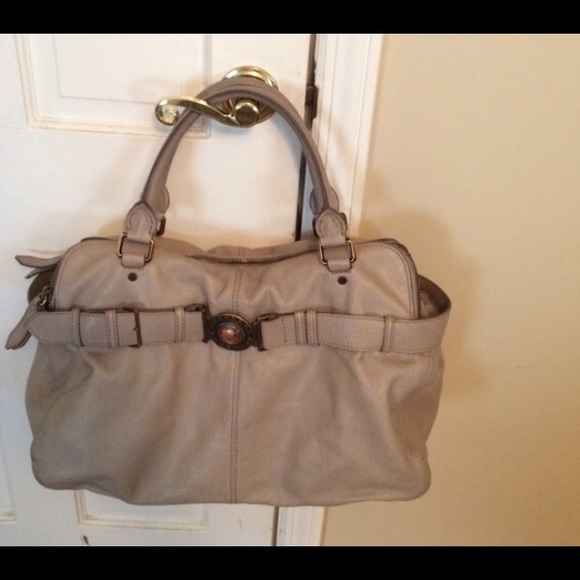 BURBERRY 💯% Authentic Langley Large Hobo REDUCED!