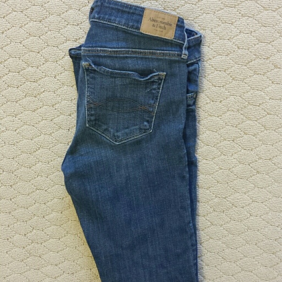 Abercrombie and Fitch skinny jean