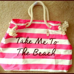 NWT Vic Secret Large Polyester lined Beach Tote