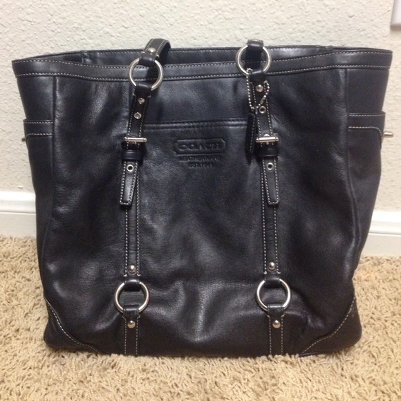 COACH large LEATHER carryall tote