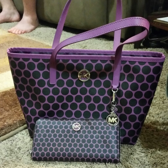 Michael kors purse & wallet