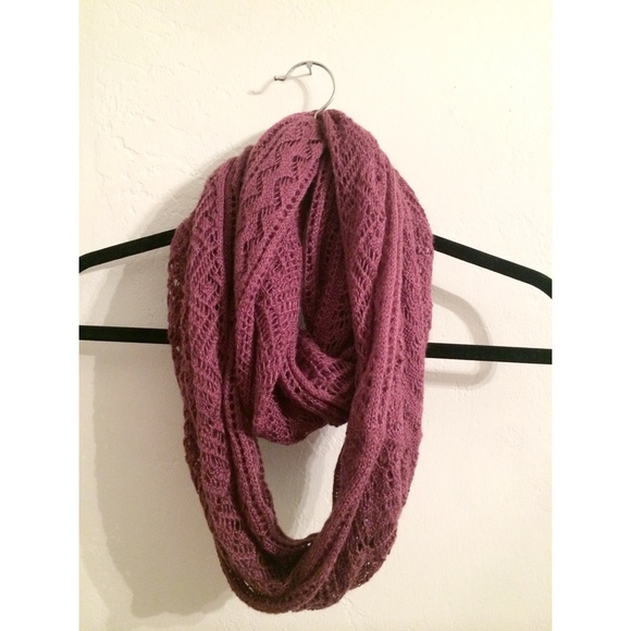 Pretty purple wrap scarf