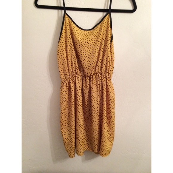 Beautiful yellow dress