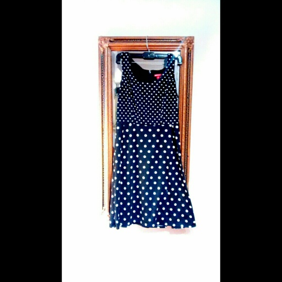 Retro Polka-Dot Dress!