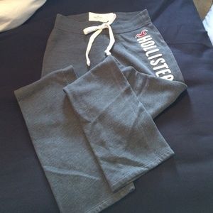 Grey hollister sweats!