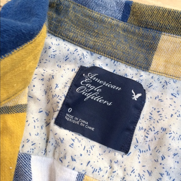 SOLD American Eagle flannel. - Picture 2 of 3