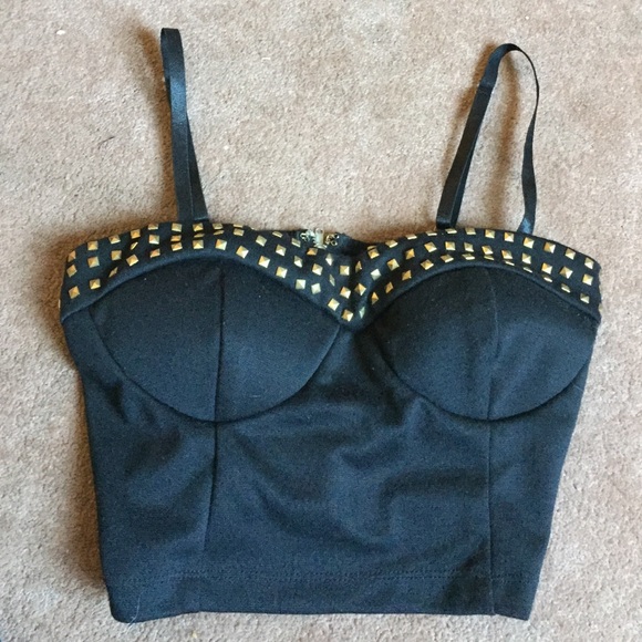 Black and gold crop top