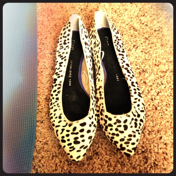 Leopard print gap flats
