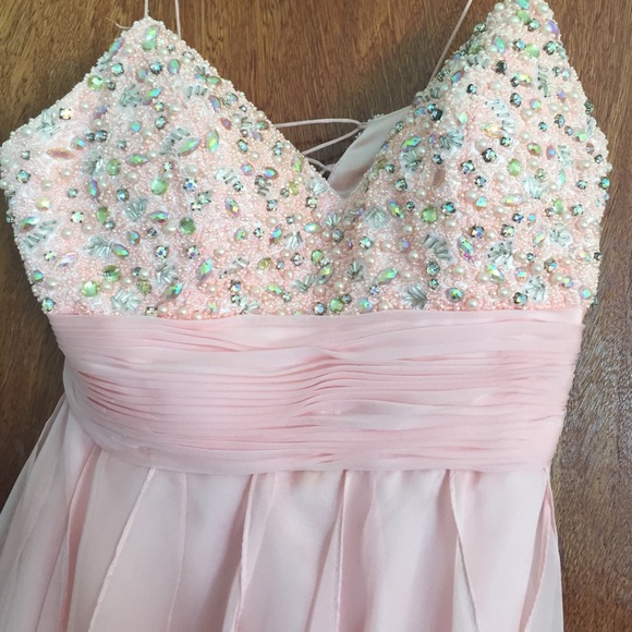 Sexy High-Low dress for prom! - Picture 2 of 2