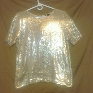 Gorgeous glittering gold short sleeve sweater