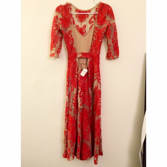 SOLD 🌹 For Love & Lemons San Marcos Maxi - Picture 3 of 4