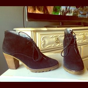 GAP booties