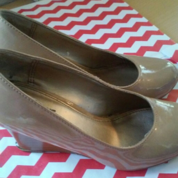 ✨Dexter Nude wedge color🎀💄