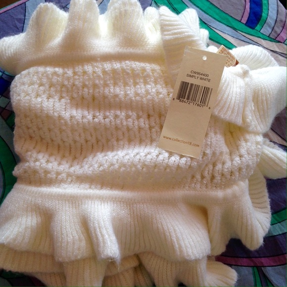 🦄Gifted NWT Infinity Scarf - Picture 2 of 4