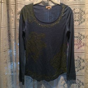 One World cute and comfy long sleeve