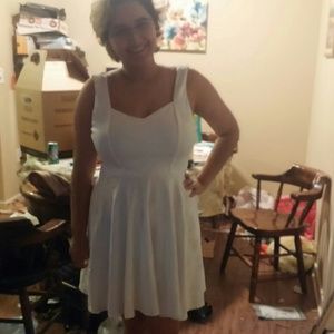 Cute White Summer Dress With Black Bow