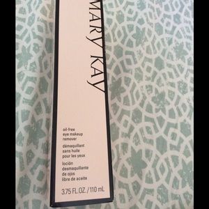 Mary Kay Eye Makeup Remover