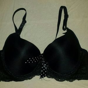 34B bLack Bra