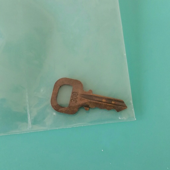 Louis vuitton key only